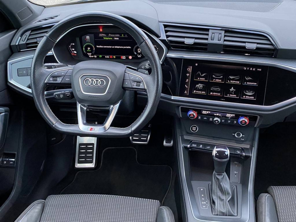 Acheter Audi Q3 Q3 45 TFSIe 245 ch S tronic 6 S line 5p occasion dans les concessions du Groupe Faurie