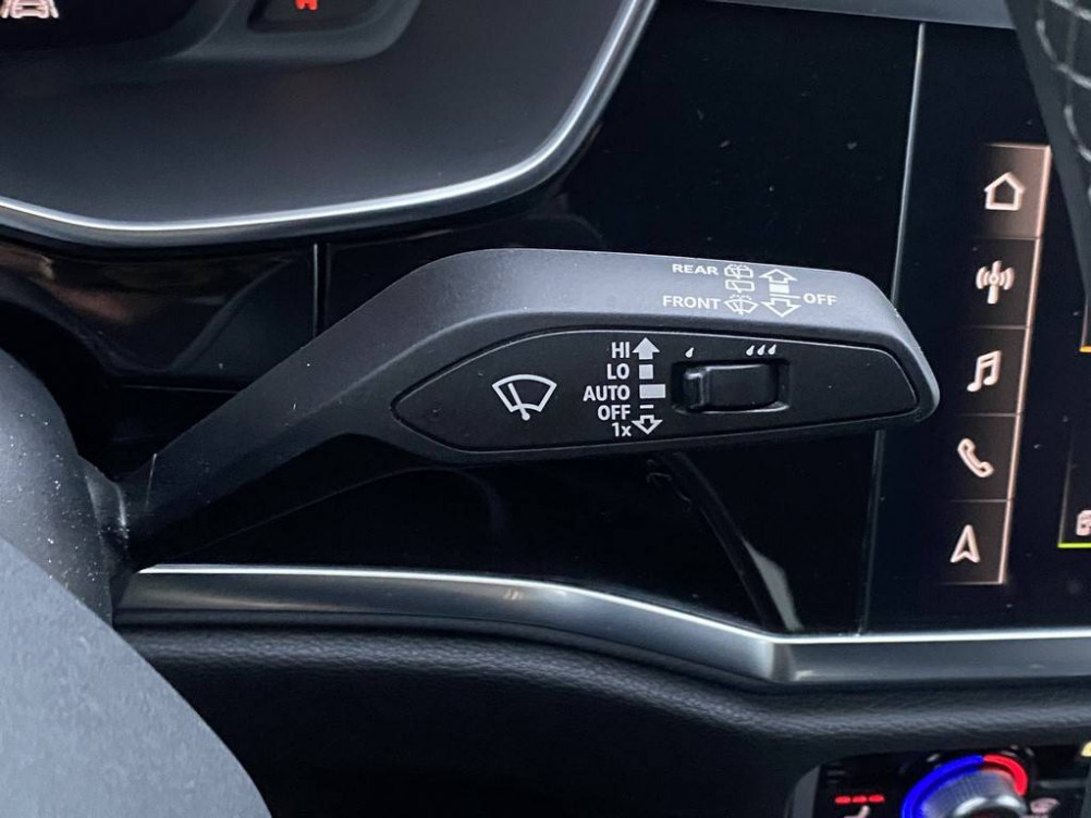 Acheter Audi Q3 Q3 Sportback 35 TFSI 150 ch S tronic 7 S line plus 5p occasion dans les concessions du Groupe Faurie