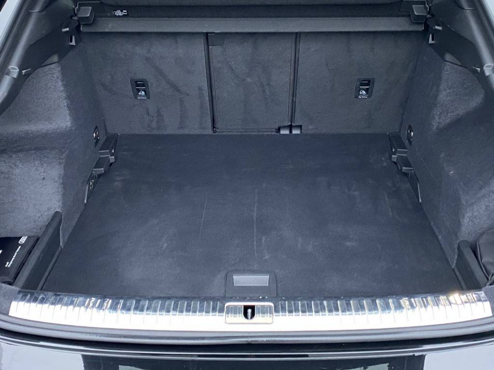 Acheter Audi Q3 Q3 Sportback 35 TFSI 150 ch S tronic 7 S line plus 5p occasion dans les concessions du Groupe Faurie