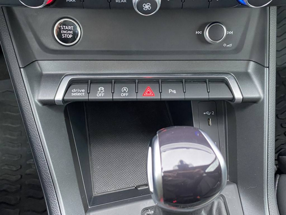 Acheter Audi Q3 Q3 Sportback 35 TDI 150 ch S tronic 7 S line 5p occasion dans les concessions du Groupe Faurie