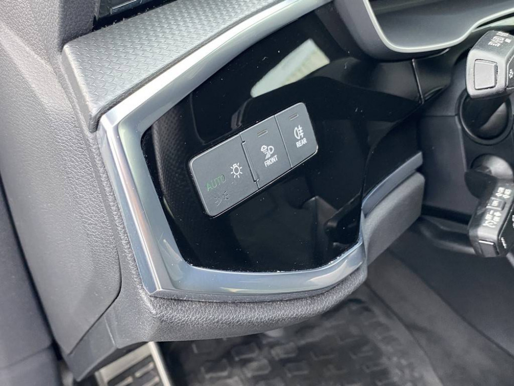 Acheter Audi Q3 Q3 Sportback 35 TDI 150 ch S tronic 7 S line 5p occasion dans les concessions du Groupe Faurie