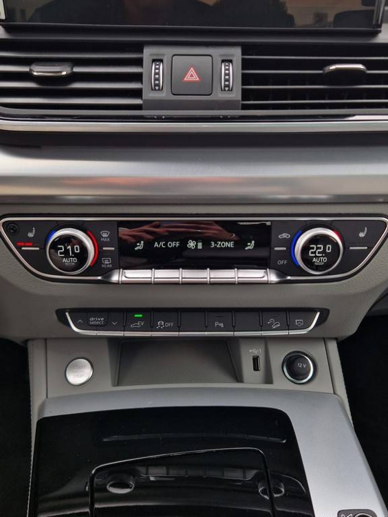 Acheter Audi Q5 Q5 Sportback 50 TFSIe 299 S tronic 7 Quattro Avus 5p neuf dans les concessions du Groupe Faurie