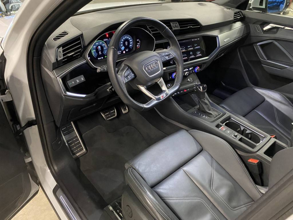 Acheter Audi Q3 Q3 Sportback 45 TFSIe  245 ch S tronic 6 S line 5p occasion dans les concessions du Groupe Faurie