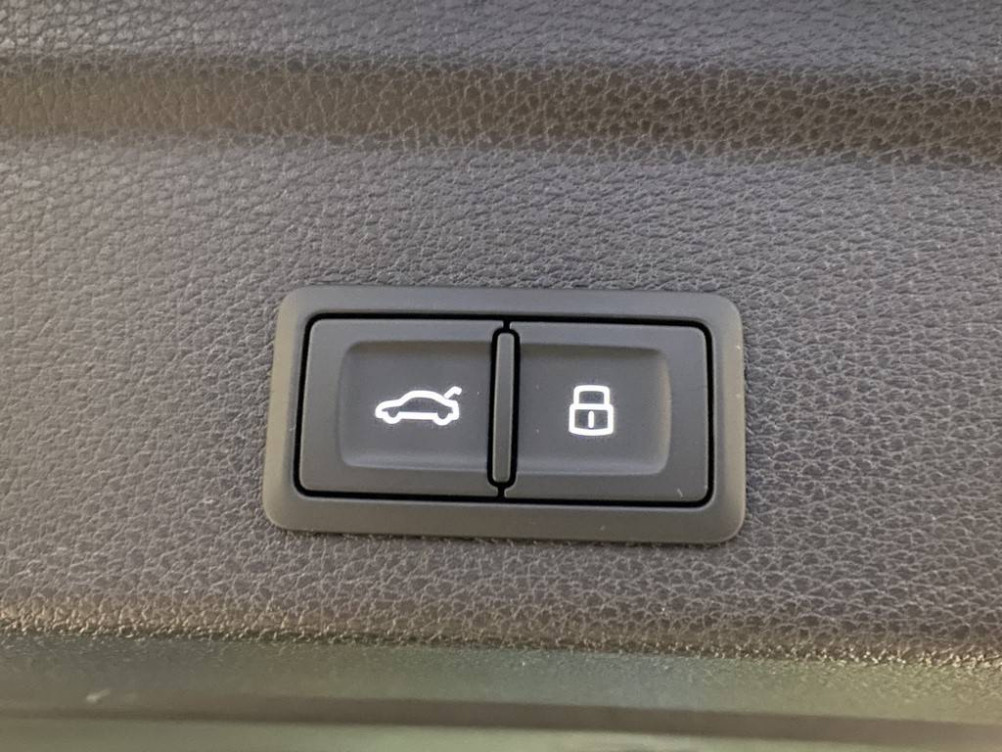 Acheter Audi Q3 Q3 Sportback 45 TFSIe  245 ch S tronic 6 S line 5p occasion dans les concessions du Groupe Faurie