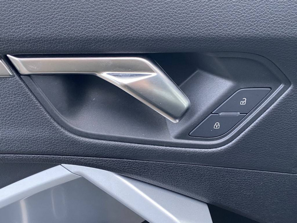 Acheter Audi Q3 Q3 35 TDI 150 ch S tronic 7 Design Luxe 5p occasion dans les concessions du Groupe Faurie