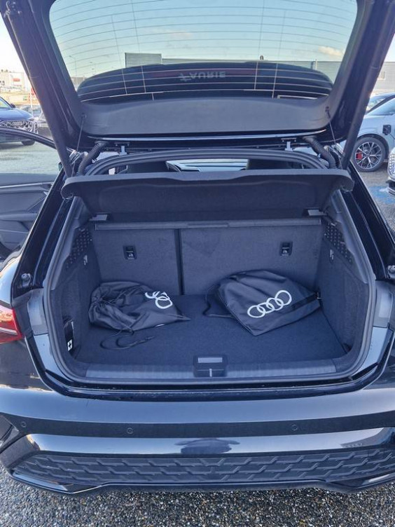 Acheter Audi A3 A3 Sportback TFSI e Hybride rechargeable 204 S tronic 6 S line 5p neuf dans les concessions du Groupe Faurie