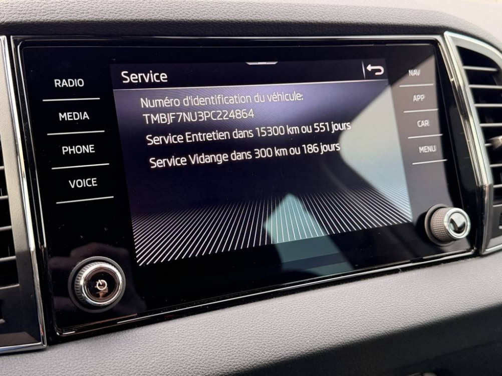 Acheter Skoda Karoq Karoq 2.0 TDI 116 ch SCR DSG7 Business 5p occasion dans les concessions du Groupe Faurie