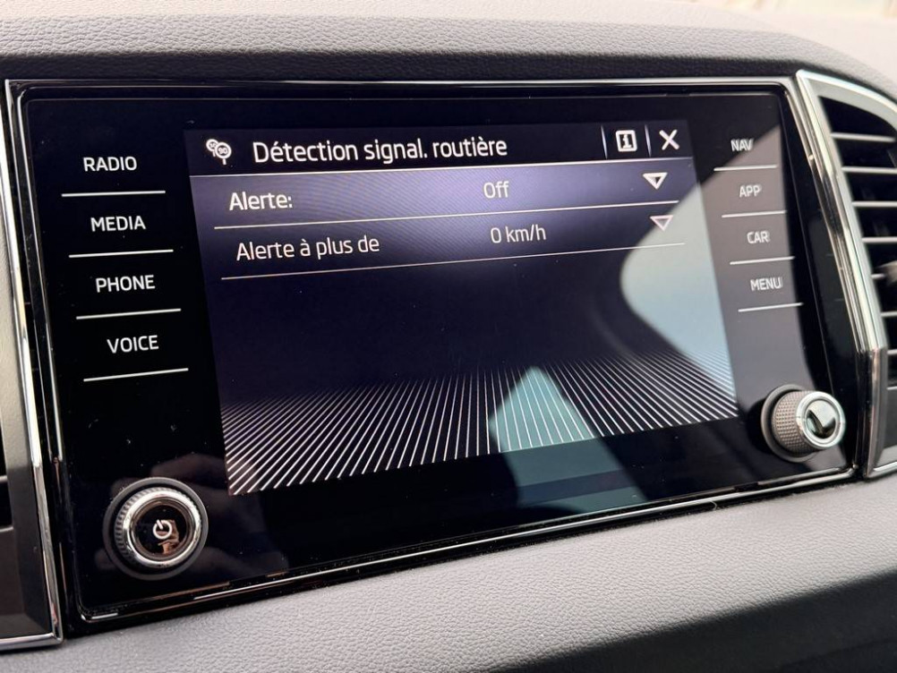 Acheter Skoda Karoq Karoq 2.0 TDI 116 ch SCR DSG7 Business 5p occasion dans les concessions du Groupe Faurie