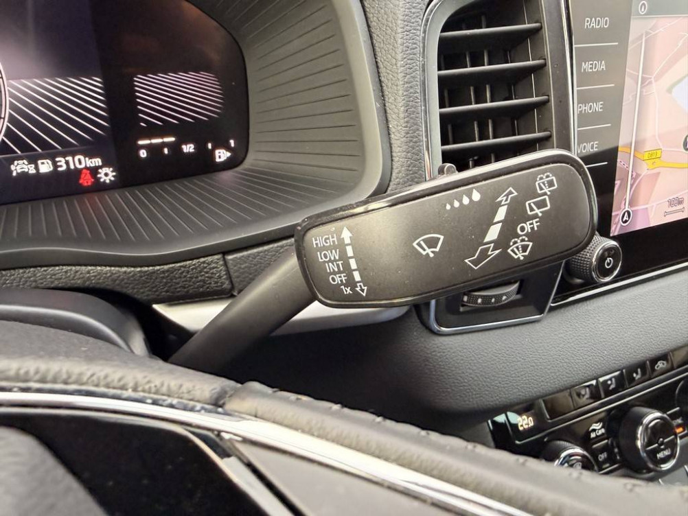 Acheter Skoda Karoq Karoq 2.0 TDI 116 ch SCR DSG7 Business 5p occasion dans les concessions du Groupe Faurie