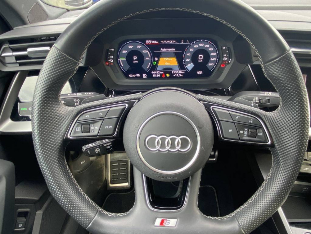 Acheter Audi A3 A3 Sportback 40 TFSIe 204 S tronic 6 S Line 5p occasion dans les concessions du Groupe Faurie
