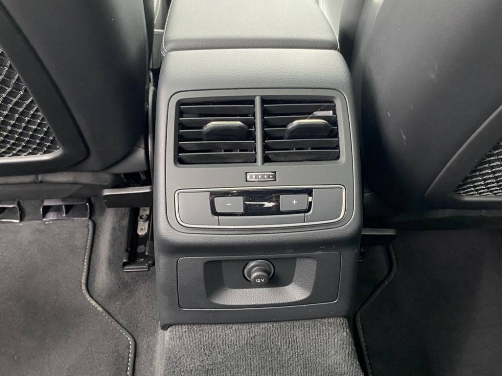 Acheter Audi A4 A4 35 TFSI 150 S tronic 7 Competition 4p occasion dans les concessions du Groupe Faurie