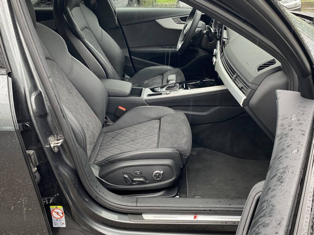 Acheter Audi A4 A4 35 TFSI 150 S tronic 7 Competition 4p occasion dans les concessions du Groupe Faurie