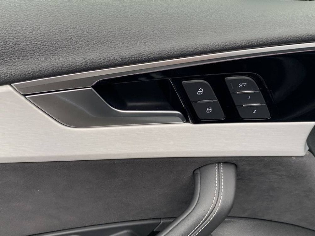 Acheter Audi A4 A4 35 TFSI 150 S tronic 7 Competition 4p occasion dans les concessions du Groupe Faurie