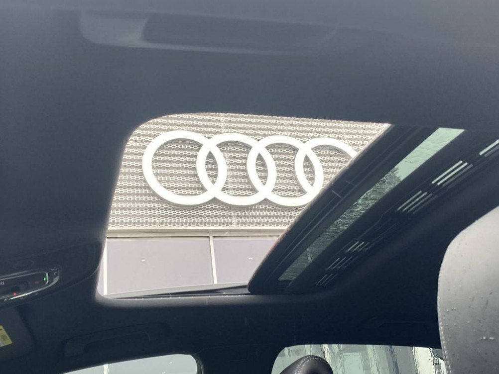 Acheter Audi A4 A4 35 TFSI 150 S tronic 7 Competition 4p occasion dans les concessions du Groupe Faurie