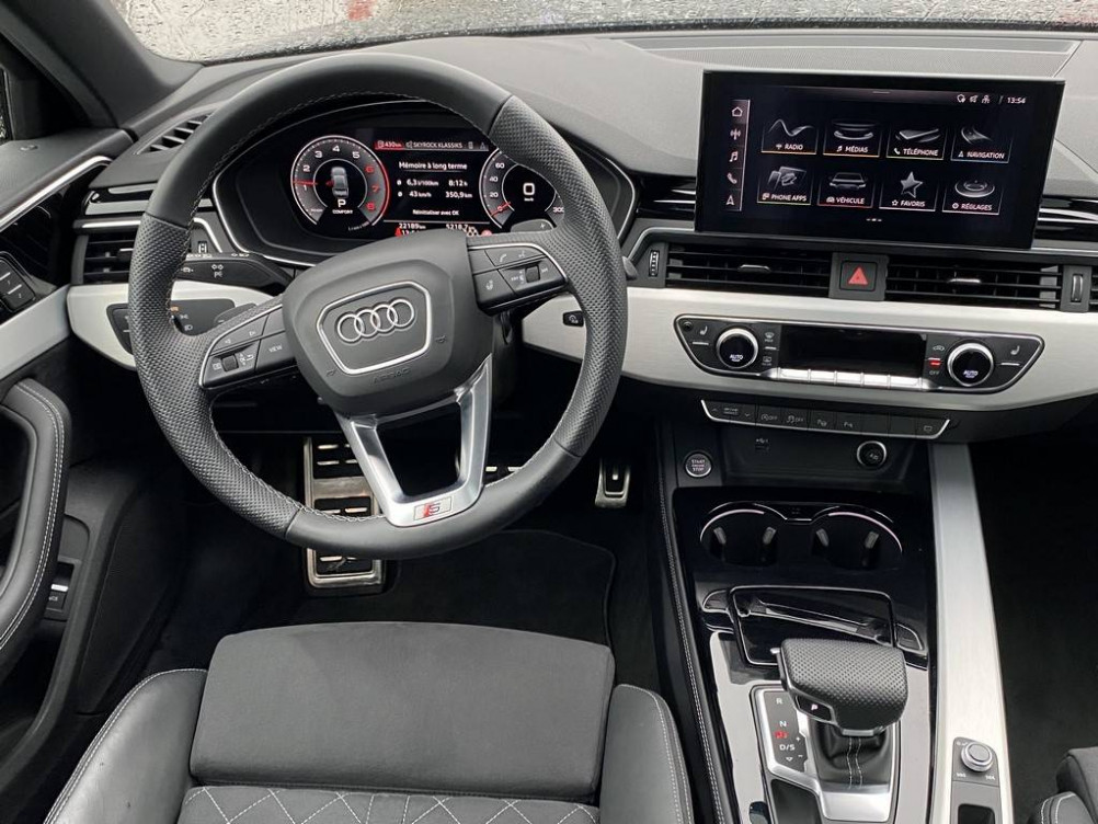 Acheter Audi A4 A4 35 TFSI 150 S tronic 7 Competition 4p occasion dans les concessions du Groupe Faurie