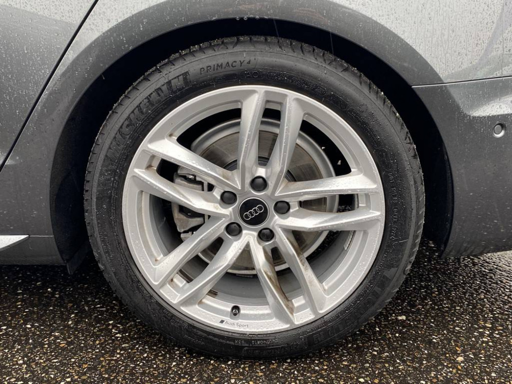 Acheter Audi A4 A4 35 TFSI 150 S tronic 7 Competition 4p occasion dans les concessions du Groupe Faurie