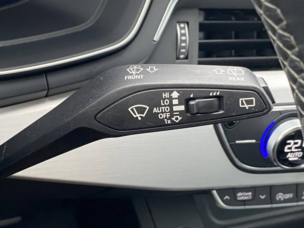 Acheter Audi A4 A4 Avant 40 TDI 204 S tronic 7 S line 5p occasion dans les concessions du Groupe Faurie