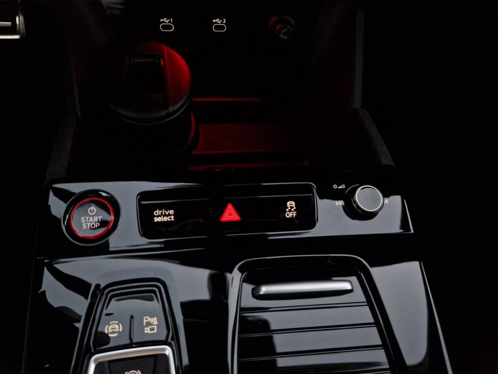 Acheter Audi Q6 E-TRON SQ6 e-tron Sportback 489 ch 100 kWh quattro SQ6 5p neuf dans les concessions du Groupe Faurie