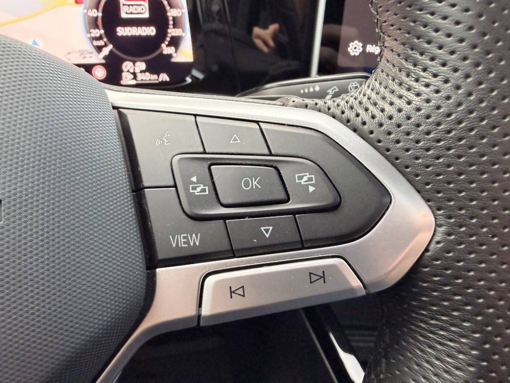 Acheter Volkswagen Golf Golf 1.5 eTSI EVO2 150 DSG7 R-Line 5p occasion dans les concessions du Groupe Faurie