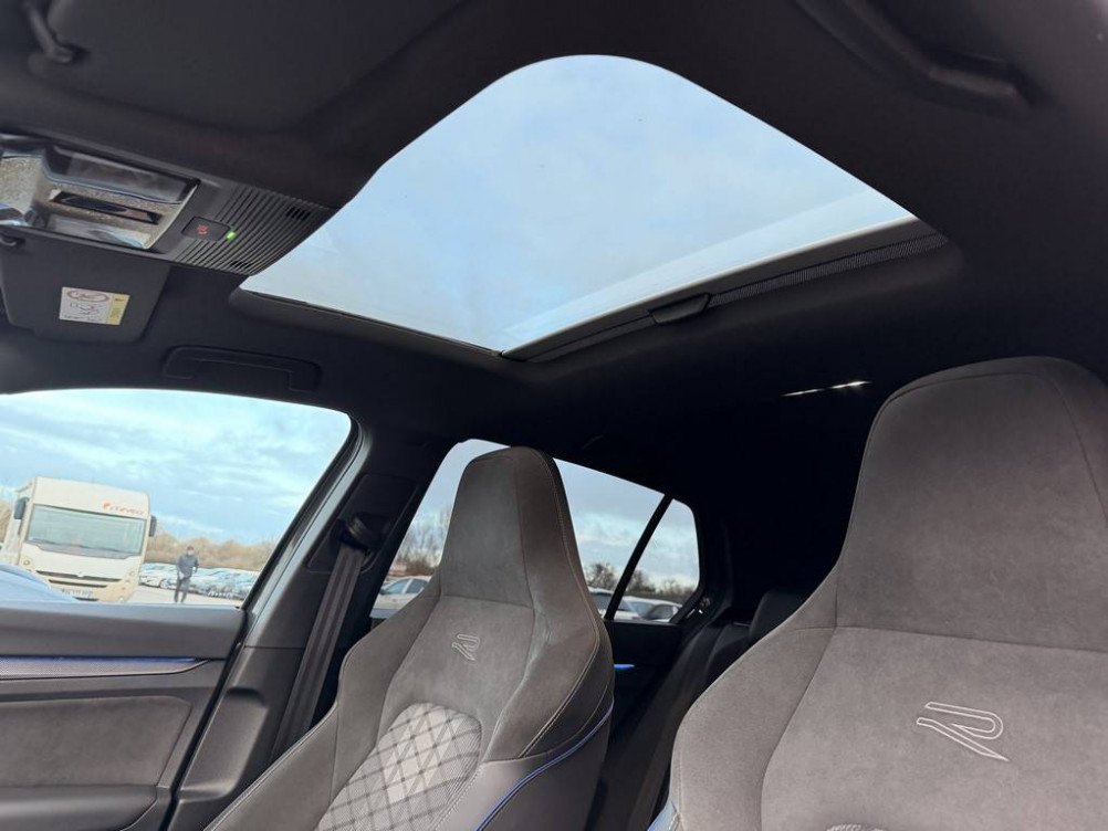 Acheter Volkswagen Golf Golf 1.5 eTSI EVO2 150 DSG7 R-Line 5p occasion dans les concessions du Groupe Faurie