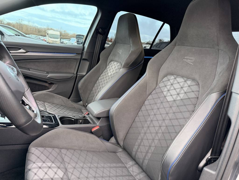 Acheter Volkswagen Golf Golf 1.5 eTSI EVO2 150 DSG7 R-Line 5p occasion dans les concessions du Groupe Faurie