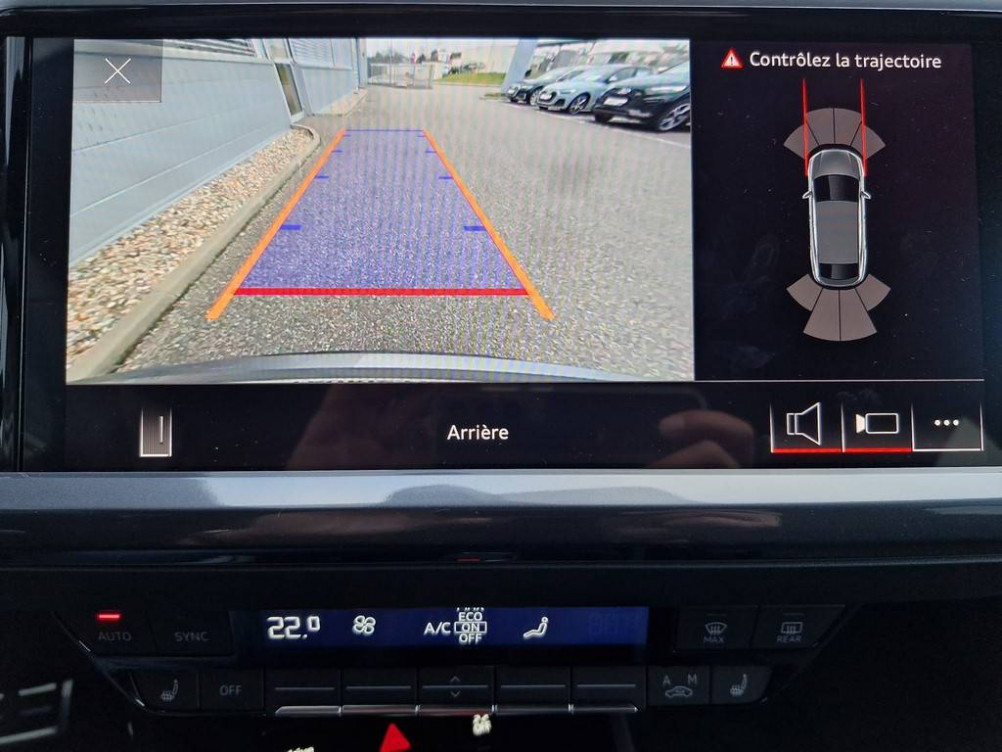 Acheter Audi Q4 Q4 e-tron Sportback 45 285 ch 82 kWh S line 5p neuf dans les concessions du Groupe Faurie