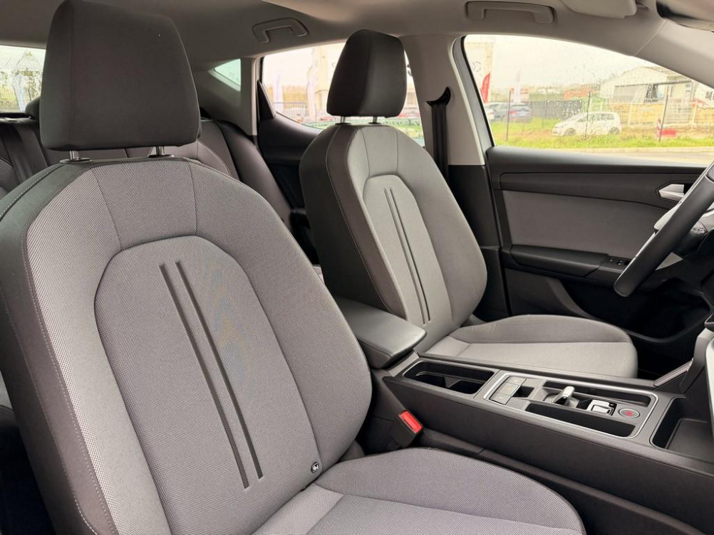 Acheter Seat Leon Leon 1.5 eTSI Hybrid 115 DSG7 Copa 5p occasion dans les concessions du Groupe Faurie