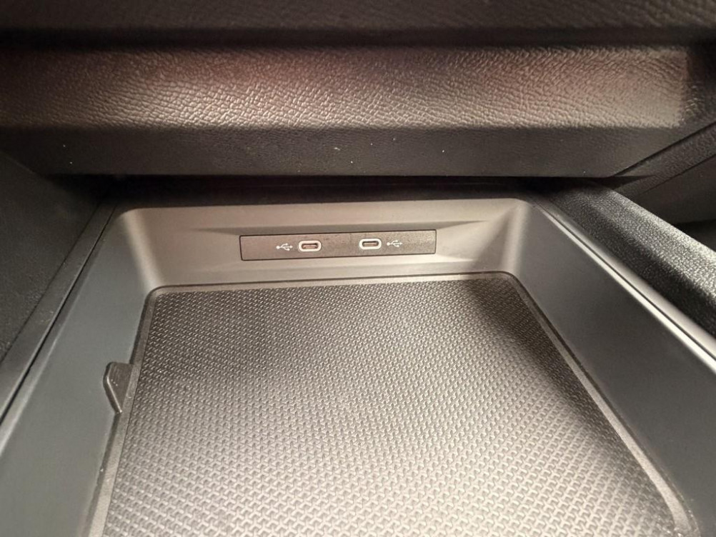 Acheter Seat Leon Leon 1.5 eTSI Hybrid 115 DSG7 Copa 5p occasion dans les concessions du Groupe Faurie