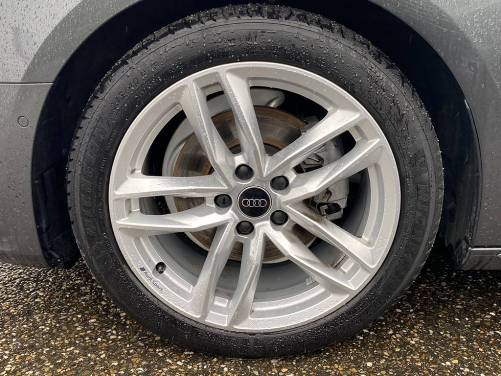 Acheter Audi A4 A4 35 TFSI 150 S tronic 7 Competition 4p occasion dans les concessions du Groupe Faurie