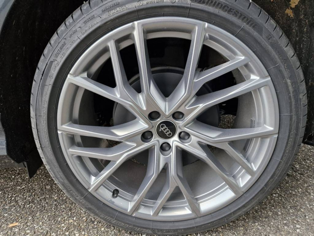 Acheter Audi Q4 Q4 e-tron Sportback 45 285 ch 82 kWh S line 5p neuf dans les concessions du Groupe Faurie