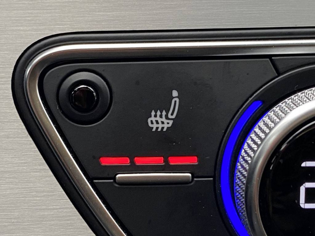 Acheter Audi A4 A4 35 TFSI 150 S tronic 7 Competition 4p occasion dans les concessions du Groupe Faurie