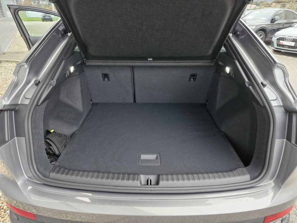 Acheter Audi Q4 Q4 e-tron Sportback 45 285 ch 82 kWh S line 5p neuf dans les concessions du Groupe Faurie