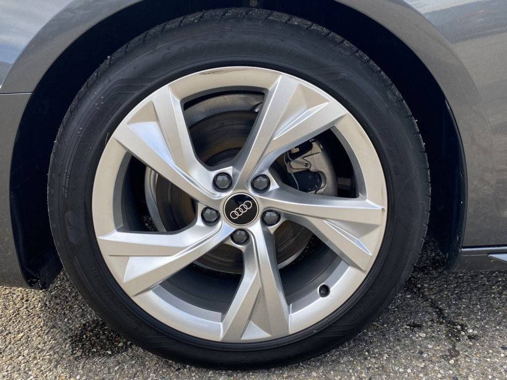 Acheter Audi A4 Avant A4 Avant 35 TDI 163 S tronic 7 S line 5p occasion dans les concessions du Groupe Faurie