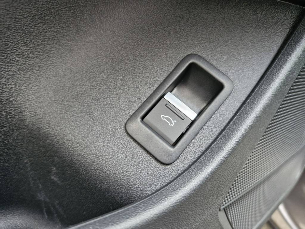 Acheter Audi Q4 Q4 e-tron Sportback 45 285 ch 82 kWh S line 5p neuf dans les concessions du Groupe Faurie