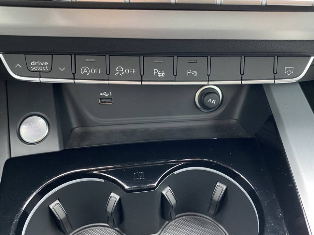 Acheter Audi A4 A4 35 TFSI 150 S tronic 7 Competition 4p occasion dans les concessions du Groupe Faurie