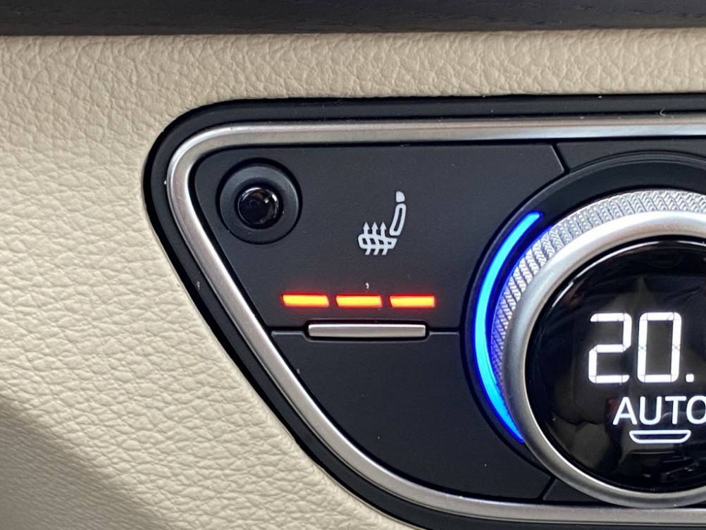 Acheter Audi Q5 Q5 Sportback 40 TDI 204 S tronic 7 Quattro Avus 5p occasion dans les concessions du Groupe Faurie