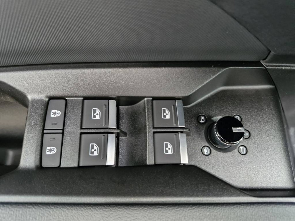 Acheter Audi Q4 Q4 e-tron Sportback 45 285 ch 82 kWh S line 5p neuf dans les concessions du Groupe Faurie