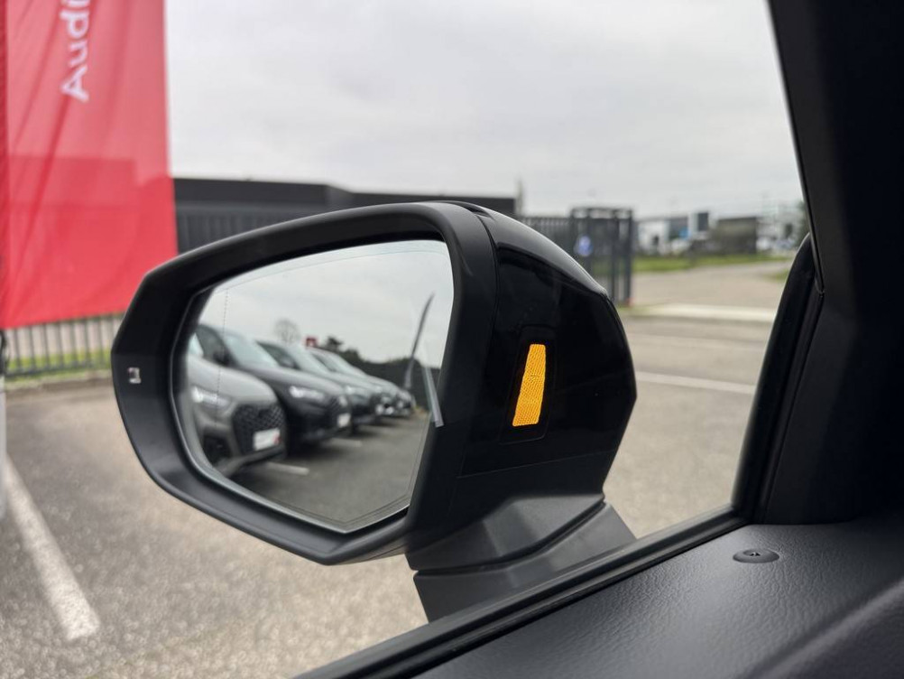 Acheter Audi Q3 Q3 35 TFSI 150 ch S tronic 7 S line 5p occasion dans les concessions du Groupe Faurie