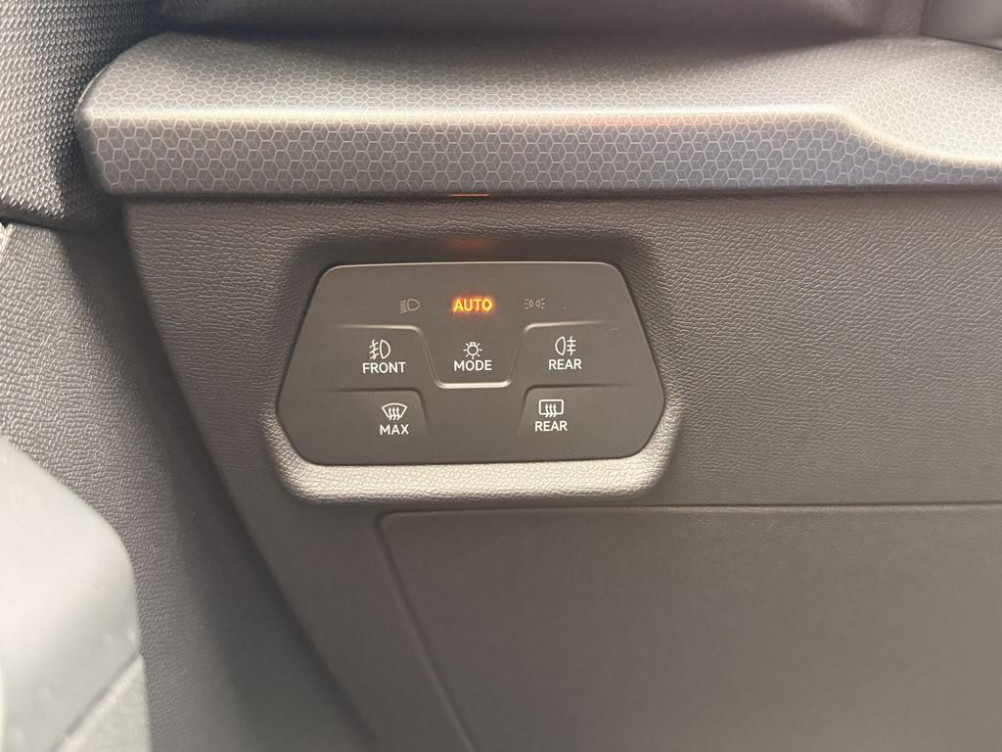 Acheter Seat Leon Leon 1.5 eTSI Hybrid 115 DSG7 Copa 5p occasion dans les concessions du Groupe Faurie