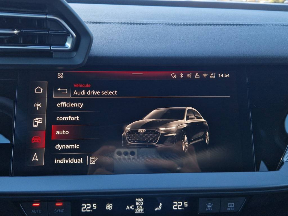 Acheter Audi A3 Sportback A3 Sportback TFSI e Hybride rechargeable 204 S tronic 6 S line 5p neuf dans les concessions du Groupe Faurie