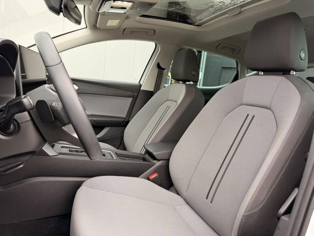 Acheter Seat Leon Leon 1.5 eTSI Hybrid 115 DSG7 Copa 5p occasion dans les concessions du Groupe Faurie