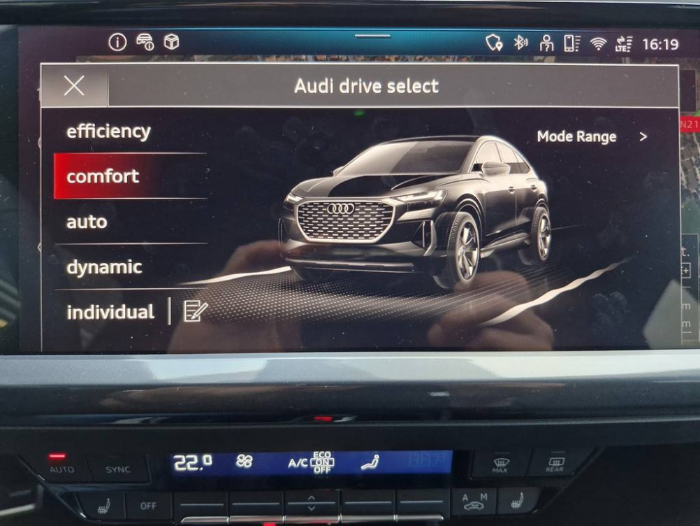 Acheter Audi Q4 Q4 e-tron Sportback 45 285 ch 82 kWh S line 5p neuf dans les concessions du Groupe Faurie