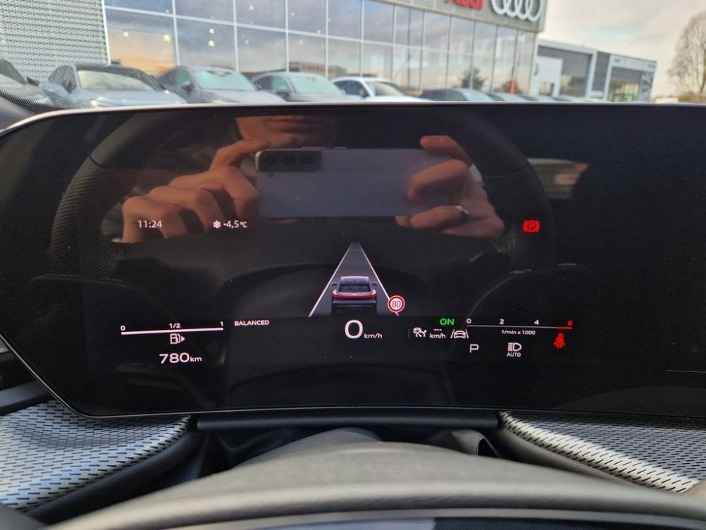 Acheter Audi Q5 Q5 SUV TDI QUATTRO 204 CH S TRONIC HYBRIDE S LINE 5p neuf dans les concessions du Groupe Faurie