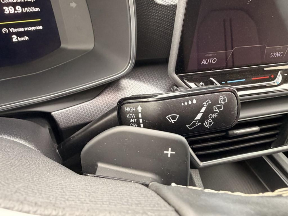 Acheter Seat Leon Leon 1.5 eTSI Hybrid 115 DSG7 Copa 5p occasion dans les concessions du Groupe Faurie