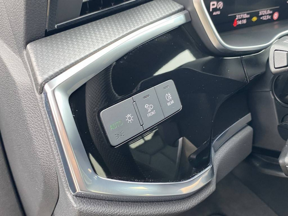 Acheter Audi Q3 Q3 35 TDI 150 ch S tronic 7 S line plus 5p occasion dans les concessions du Groupe Faurie