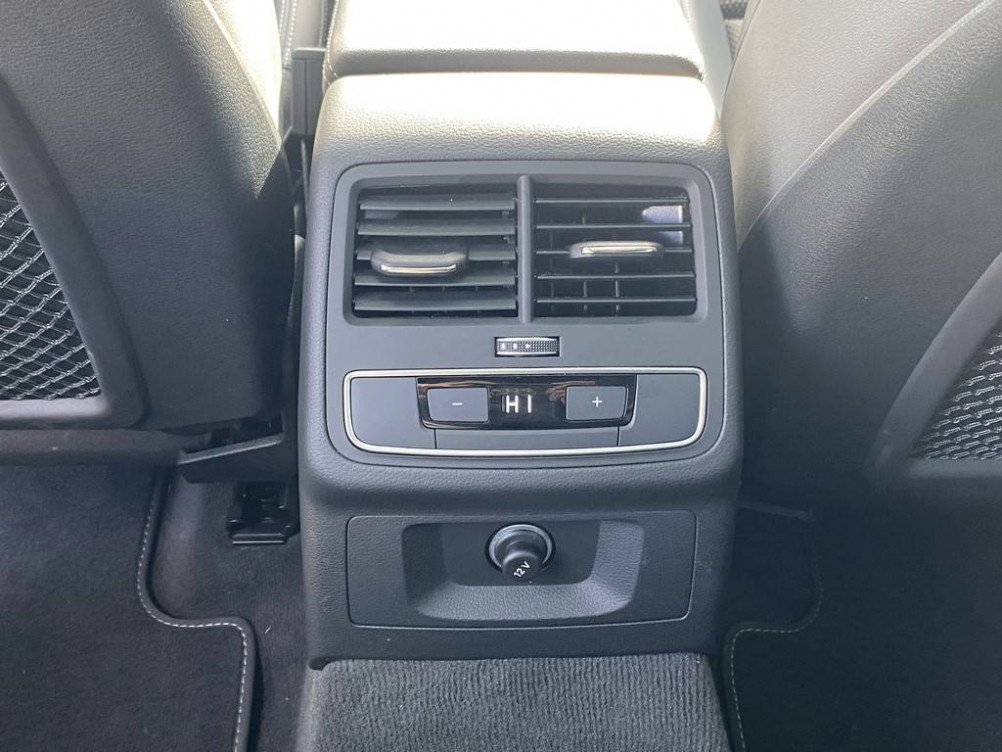 Acheter Audi A4 Avant A4 Avant 35 TDI 163 S tronic 7 S line 5p occasion dans les concessions du Groupe Faurie