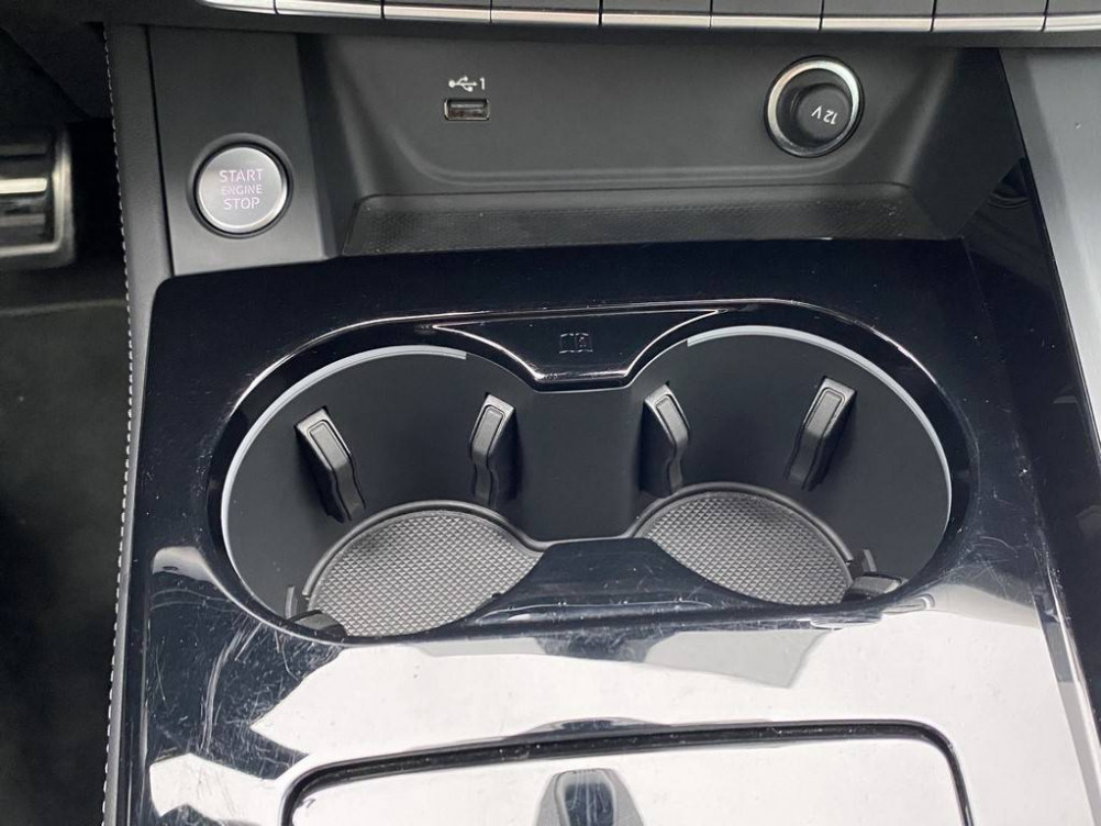 Acheter Audi A4 A4 35 TFSI 150 S tronic 7 Competition 4p occasion dans les concessions du Groupe Faurie
