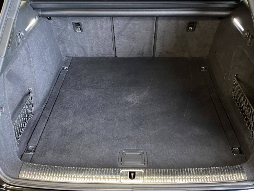 Acheter Audi A4 Avant A4 Avant 40 TDI 204 S tronic 7 S line 5p occasion dans les concessions du Groupe Faurie