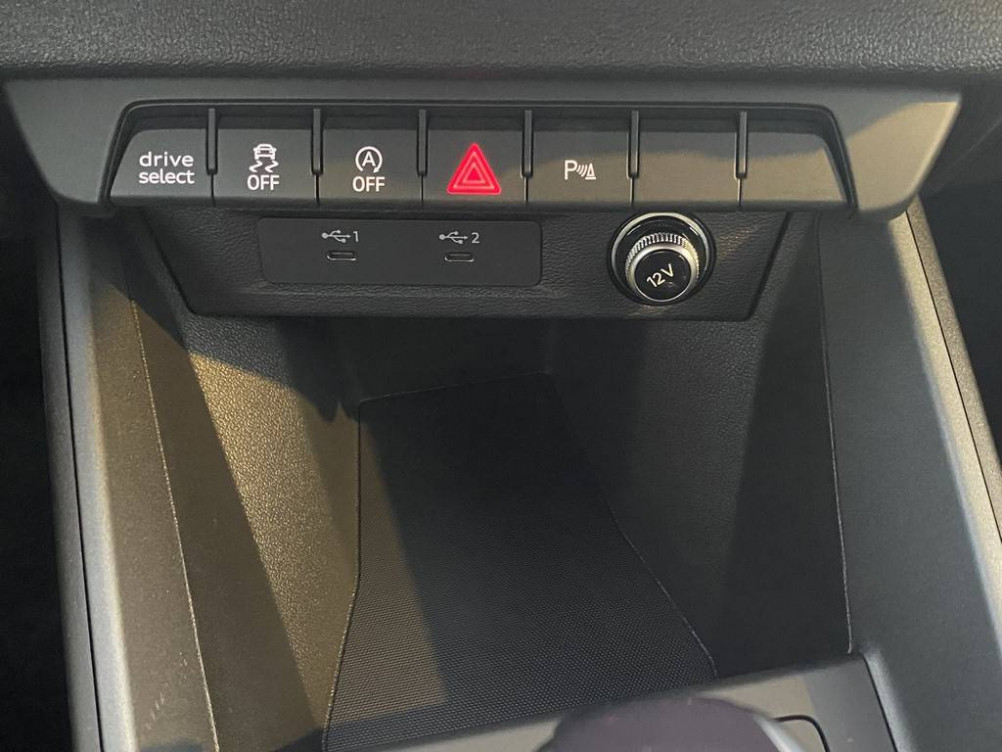 Acheter Audi A1 Sportback A1 Sportback 40 TFSI 207 ch S tronic 7 S Line 5p occasion dans les concessions du Groupe Faurie