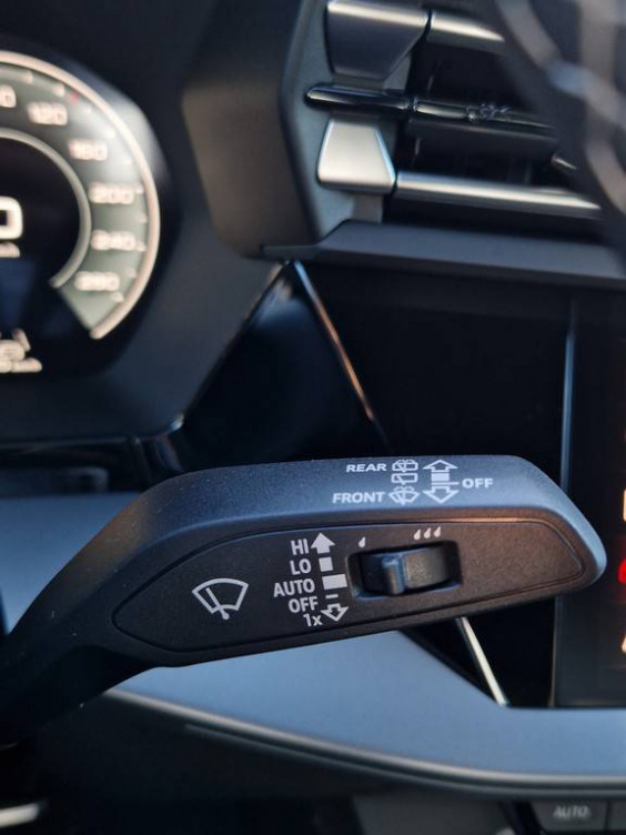 Acheter Audi A3 Sportback A3 Sportback TFSI e Hybride rechargeable 204 S tronic 6 S line 5p neuf dans les concessions du Groupe Faurie